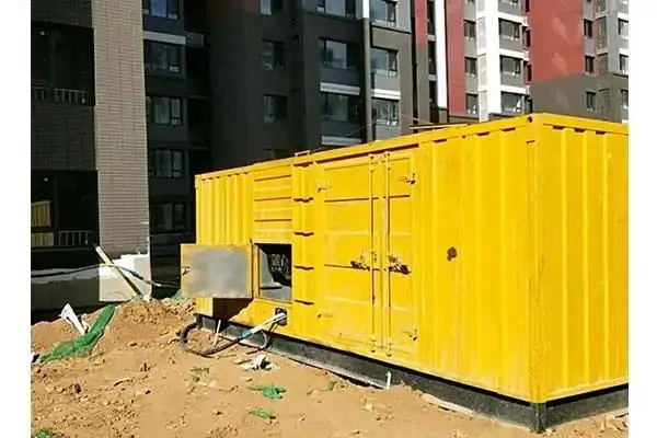 福安发电机租赁中燃油压力过低会对发动机的哪些部件造成损坏？